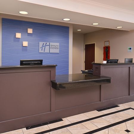 Holiday Inn Express & Suites San Antonio South Buitenkant foto