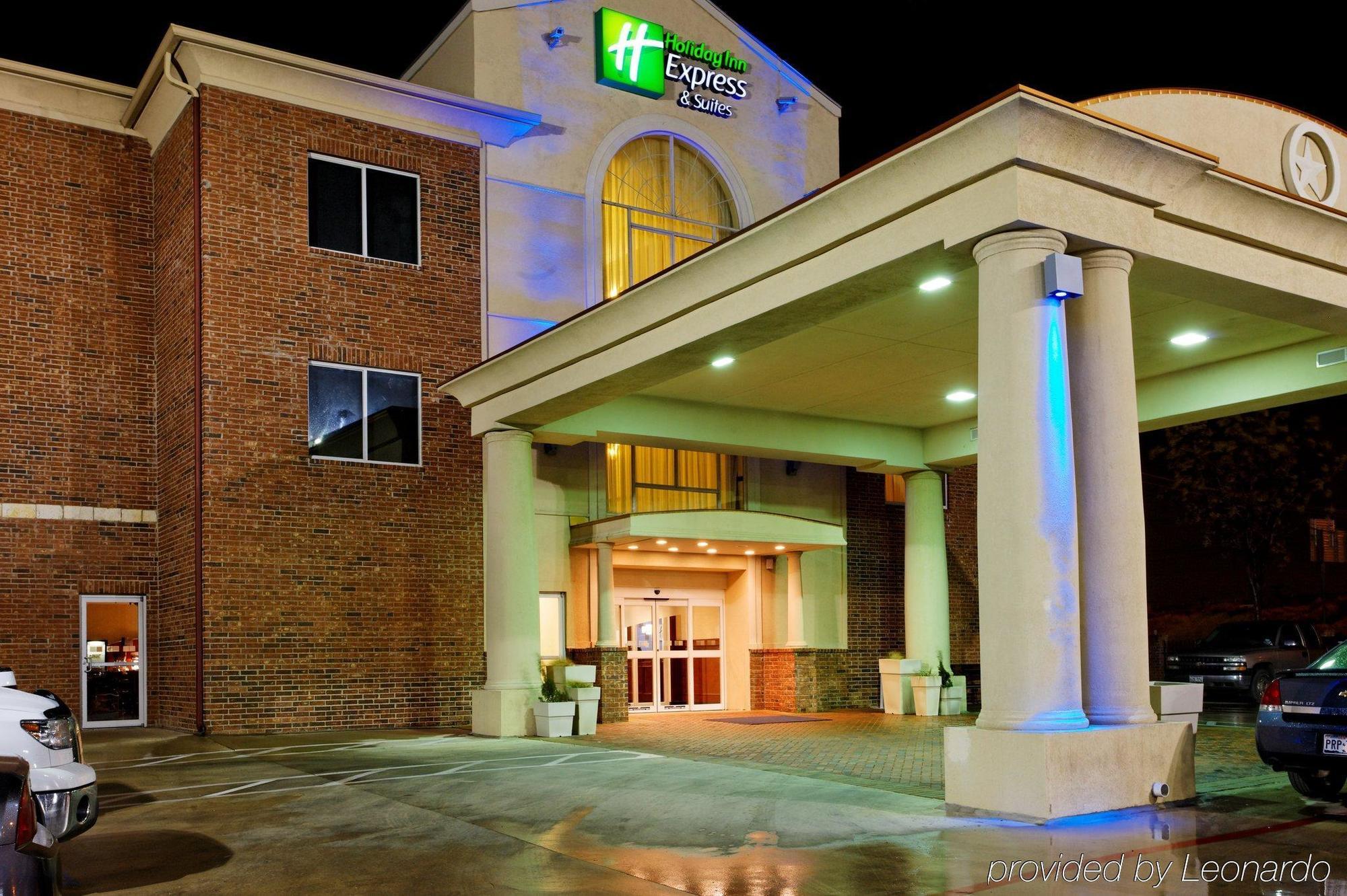 Holiday Inn Express & Suites San Antonio South Buitenkant foto